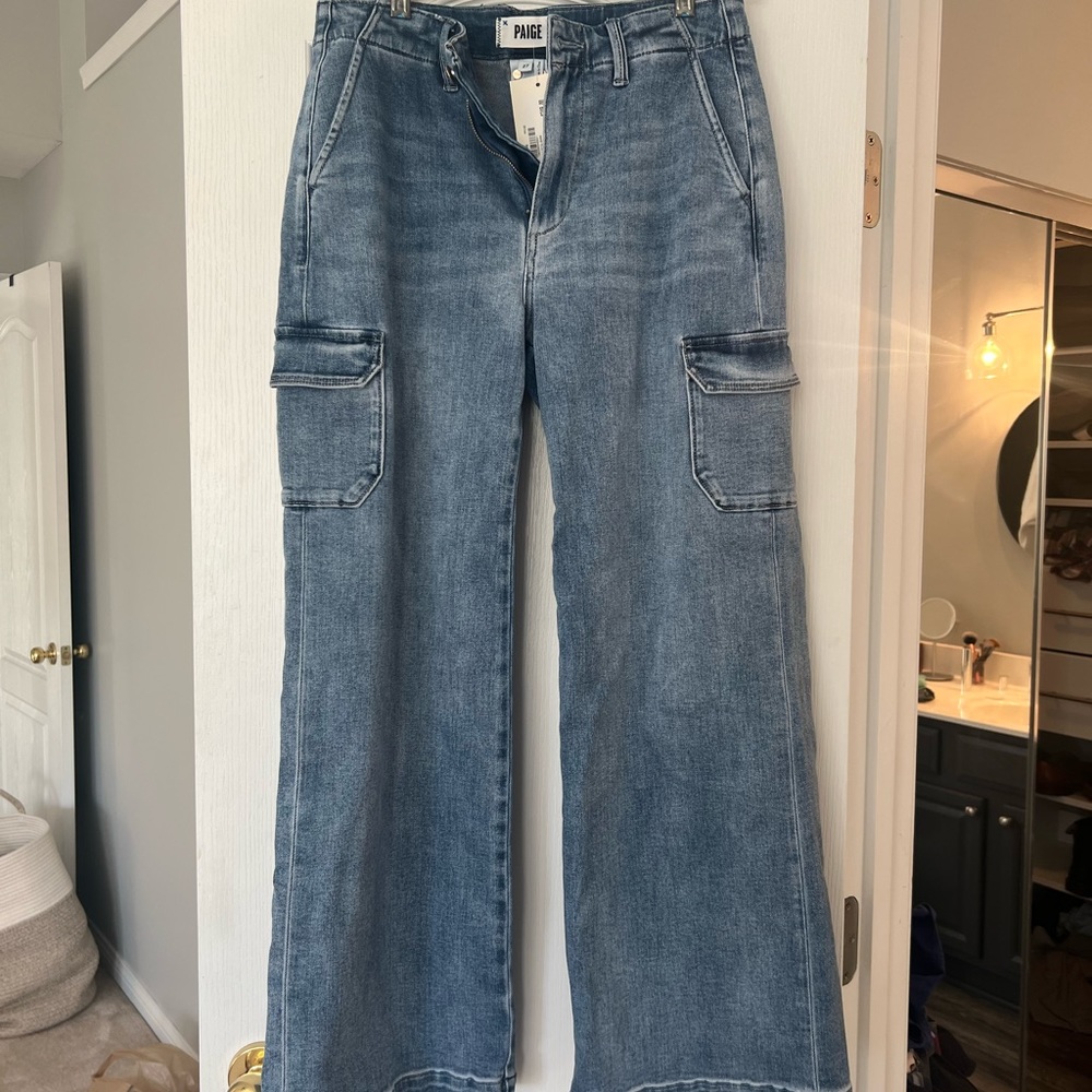 Paige Carly cargo jeans new with tags. Never worn.
